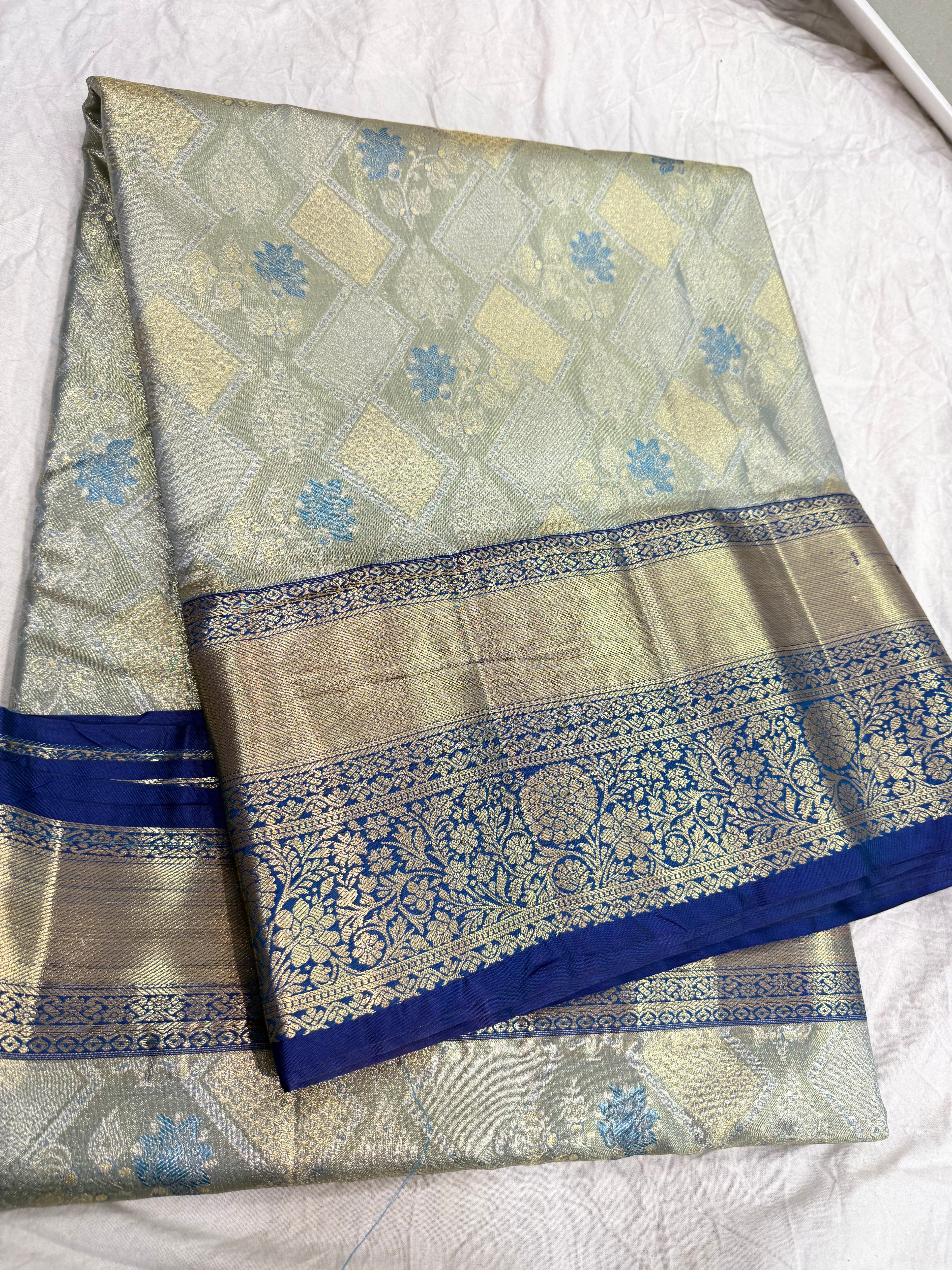 Kanchi pattu sarees